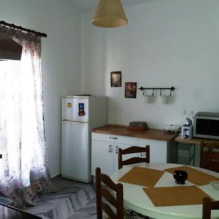 Antonis House By The Sea Apartman *