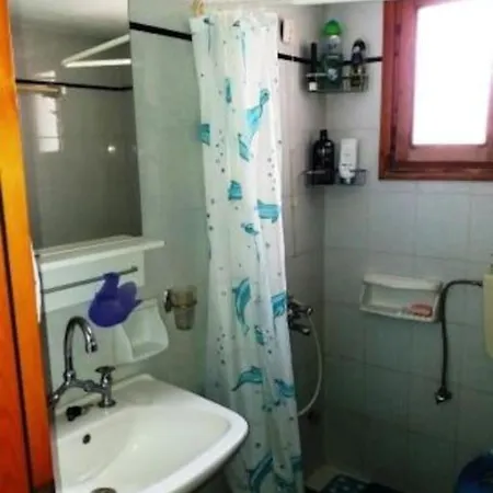 Antonis House By The Sea Apartman *