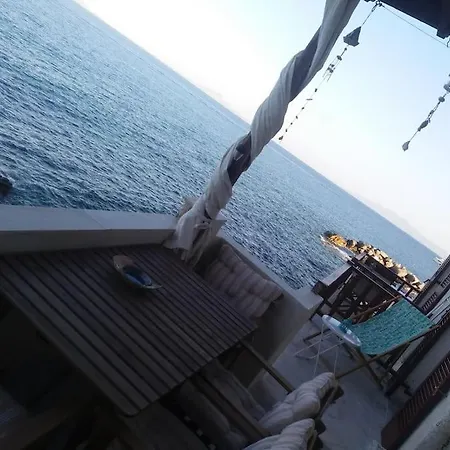 Antonis House By The Sea Apartman
